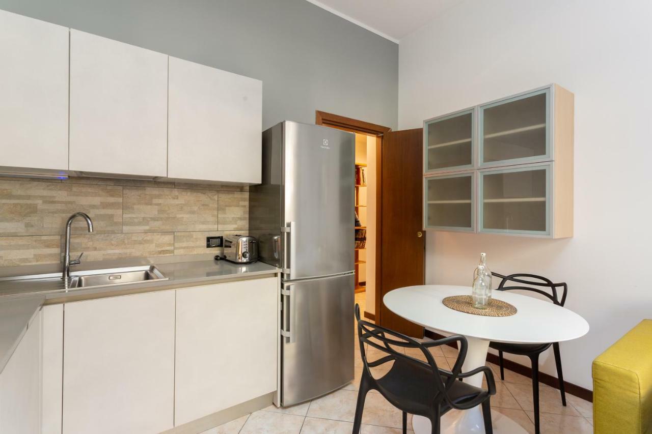 The Best Rent - Cozy Studio Apartment In Milan Downtown Экстерьер фото
